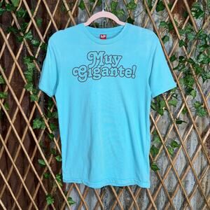Vintage Y2K Muy Gigante innuendo 2000s preppy femme t-shirt
